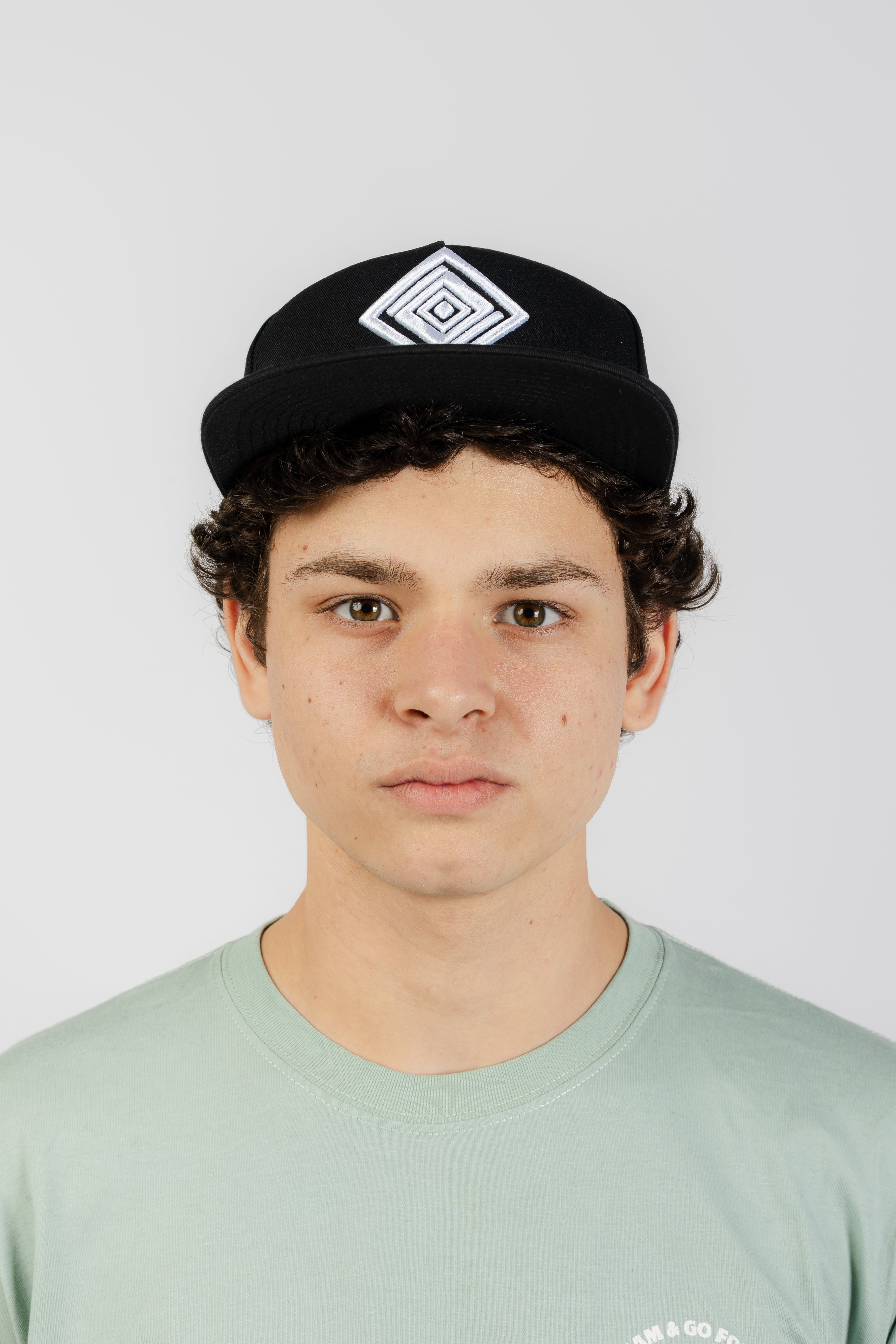 SNAPBACK - NEGRO
