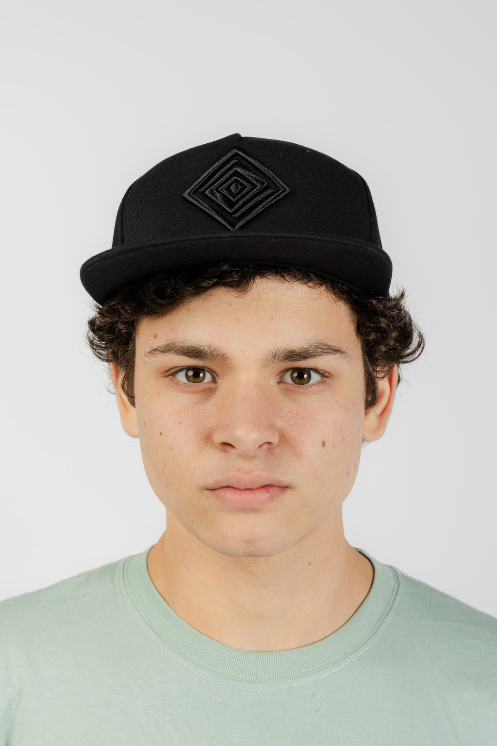SNAPBACK - NEGRO
