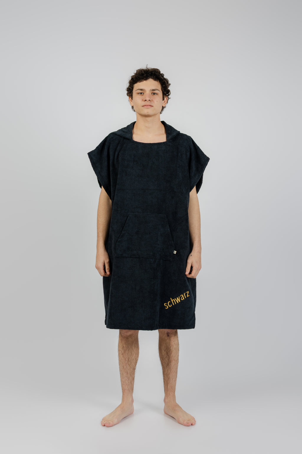 PONCHO NEGRO