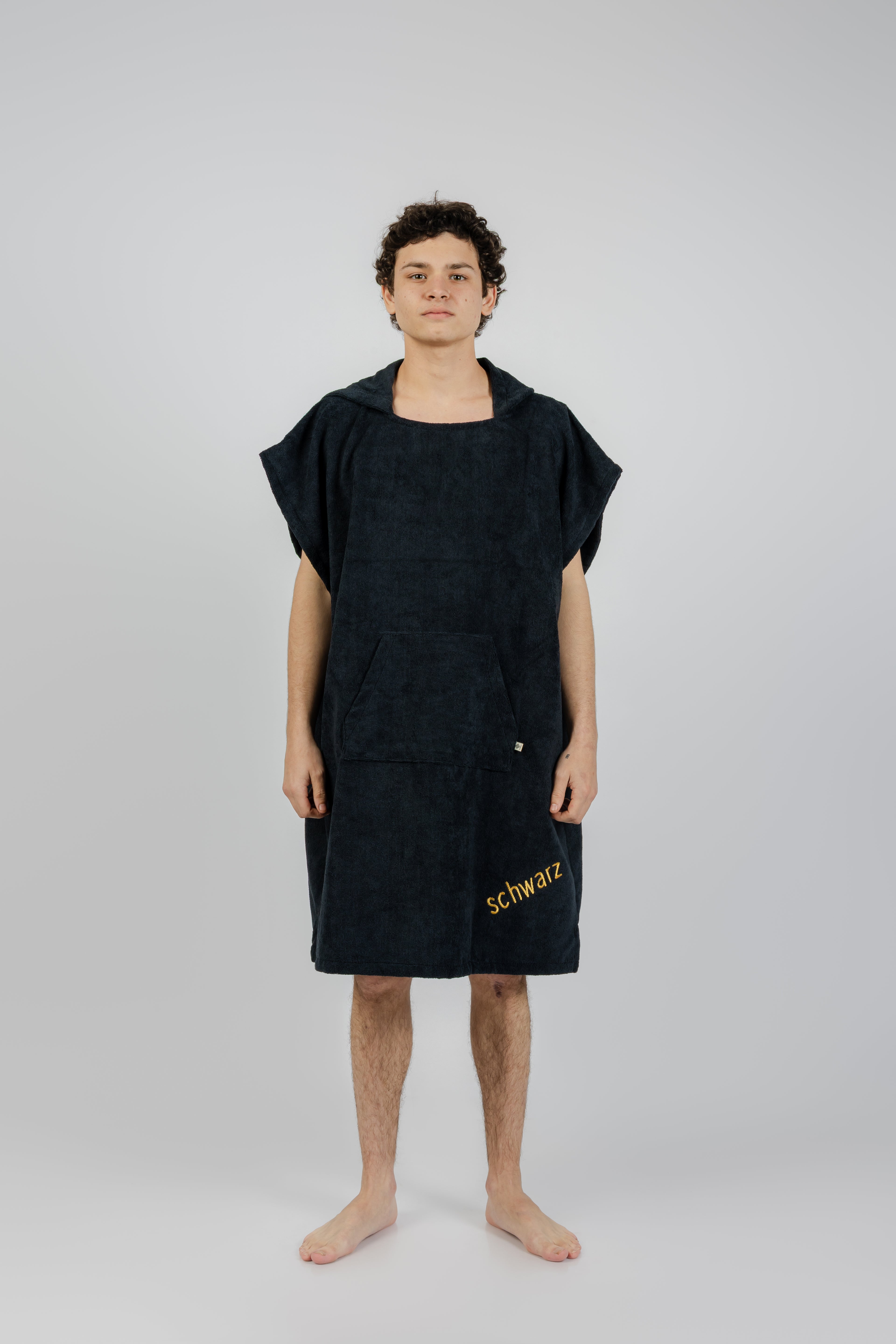 PONCHO NEGRO