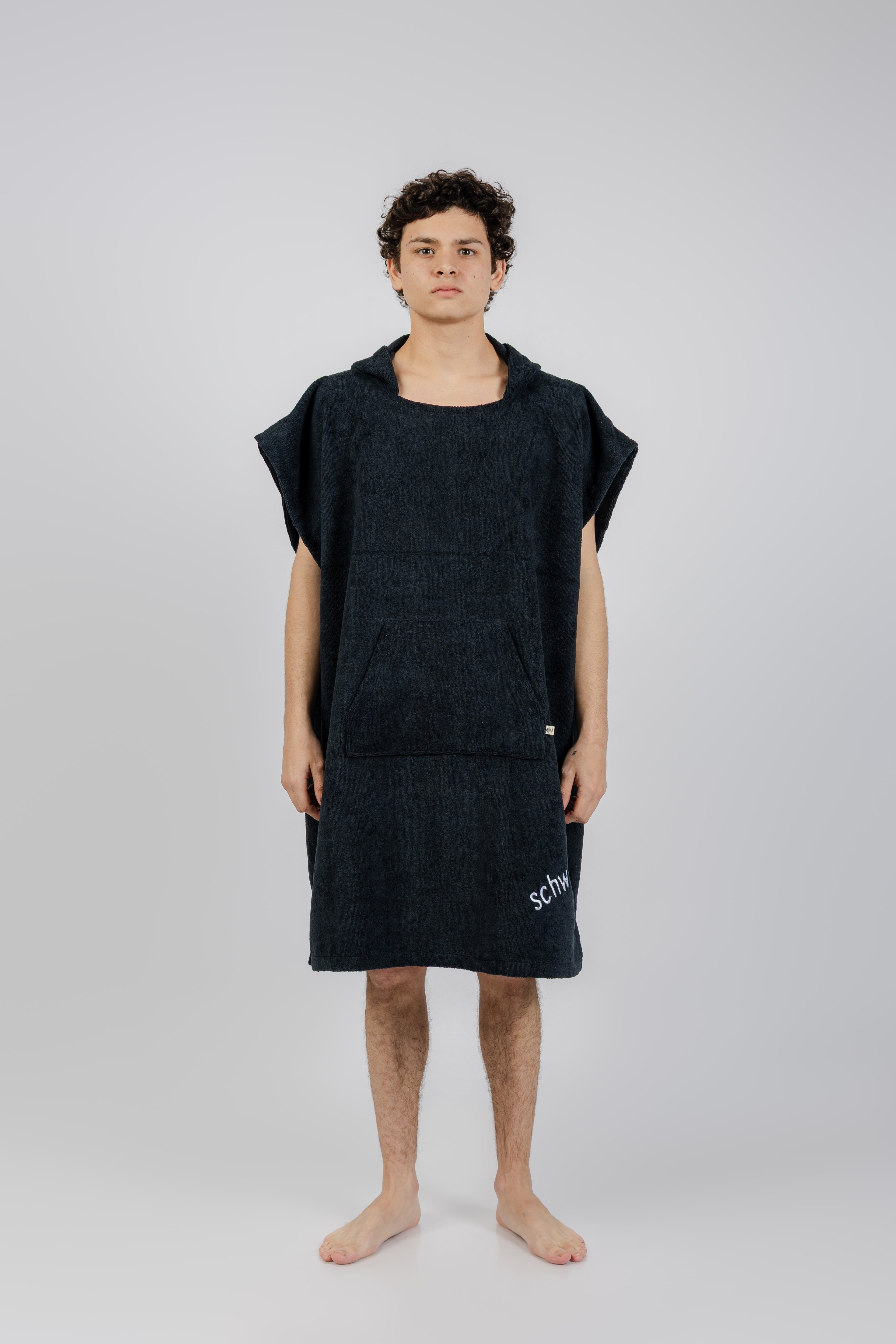 PONCHO NEGRO