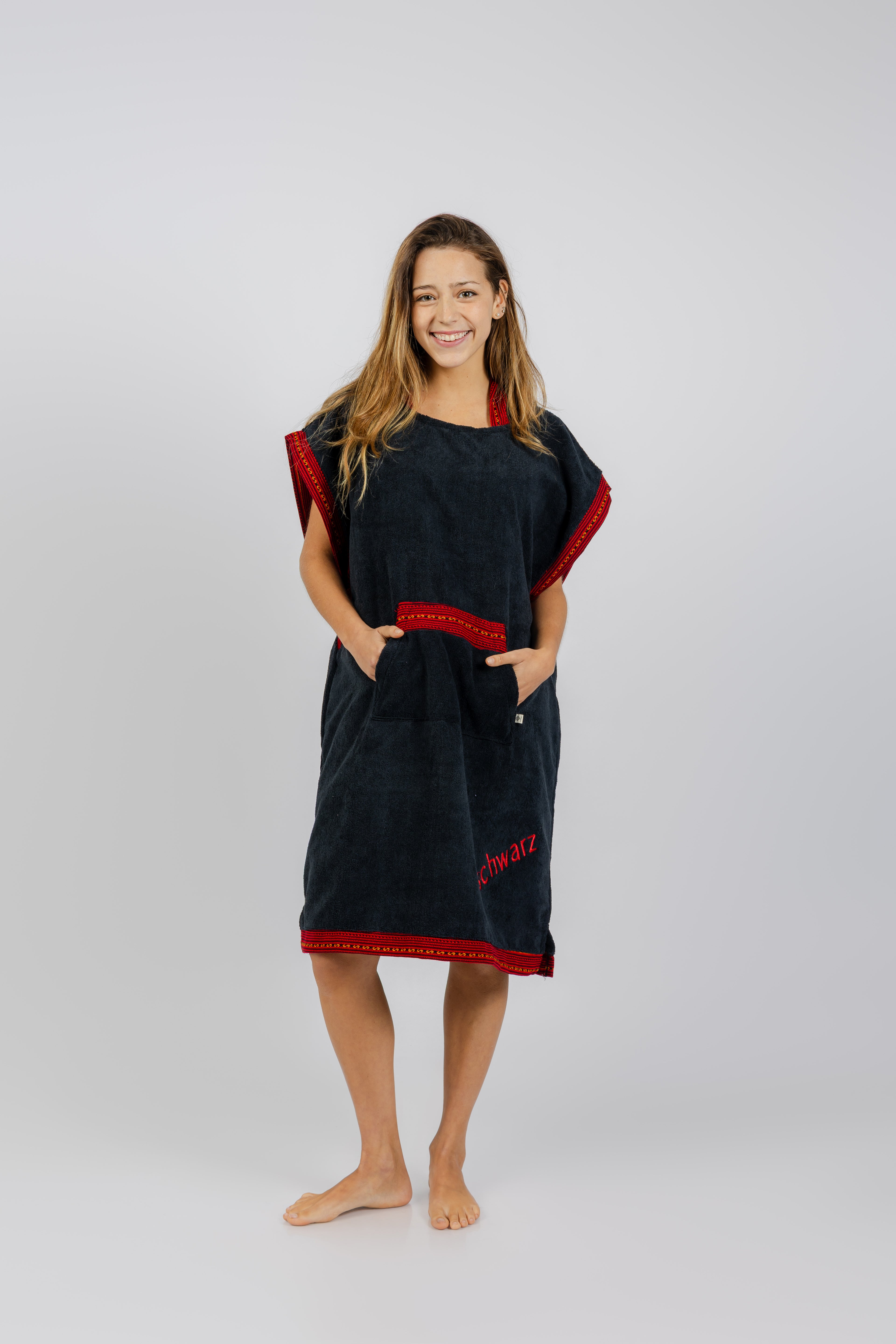 PONCHO INCAICO NEGRO/ROJO